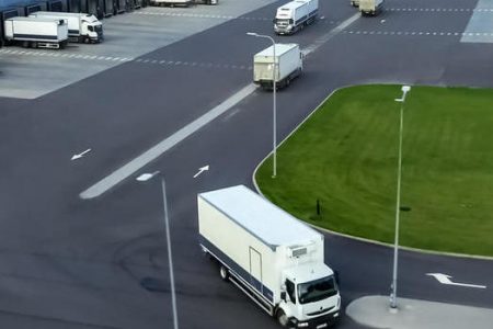 Terceirização de serviço de transporte rodoviário