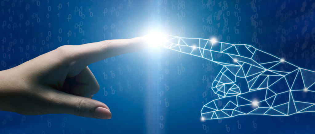 Mão humana em contato com mão criada por computador ilustra como a inteligência artificial da Frete.com pode acabar com o roubo de carga!